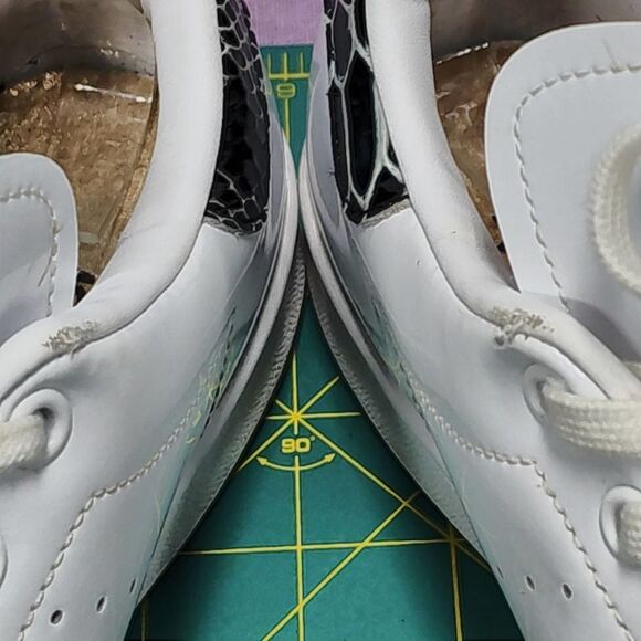 Adidas Stan Smith shiny white black snakeskin FV3422 10 - Picture 4 of 12